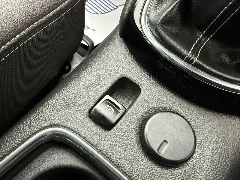 Vauxhall Astra 1.4i Turbo Elite Euro 6 5dr 5dr Manual 2017