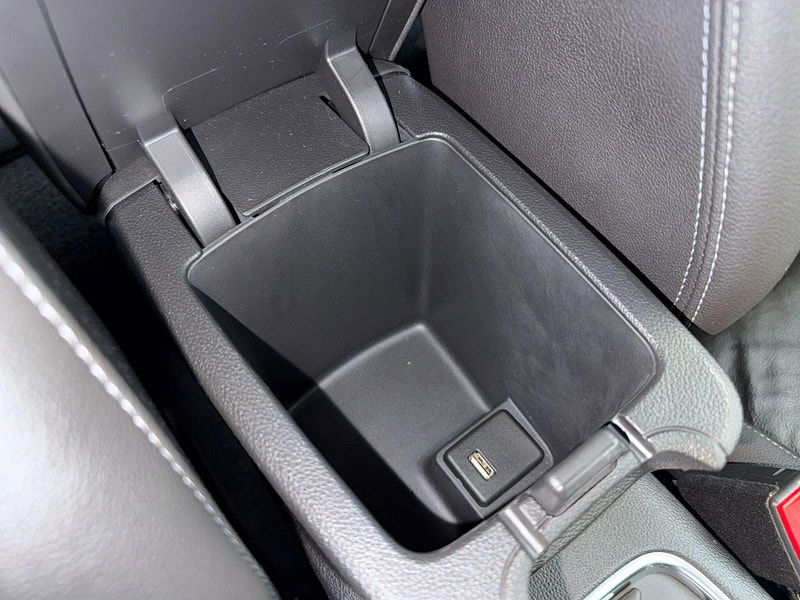 Vauxhall Astra 1.4i Turbo Elite Euro 6 5dr 5dr Manual 2017