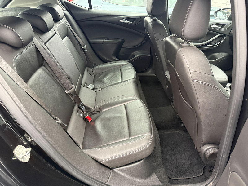 Vauxhall Astra 1.4i Turbo Elite Euro 6 5dr 5dr Manual 2017