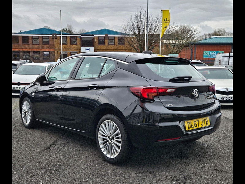 Vauxhall Astra 1.4i Turbo Elite Euro 6 5dr 5dr Manual 2017