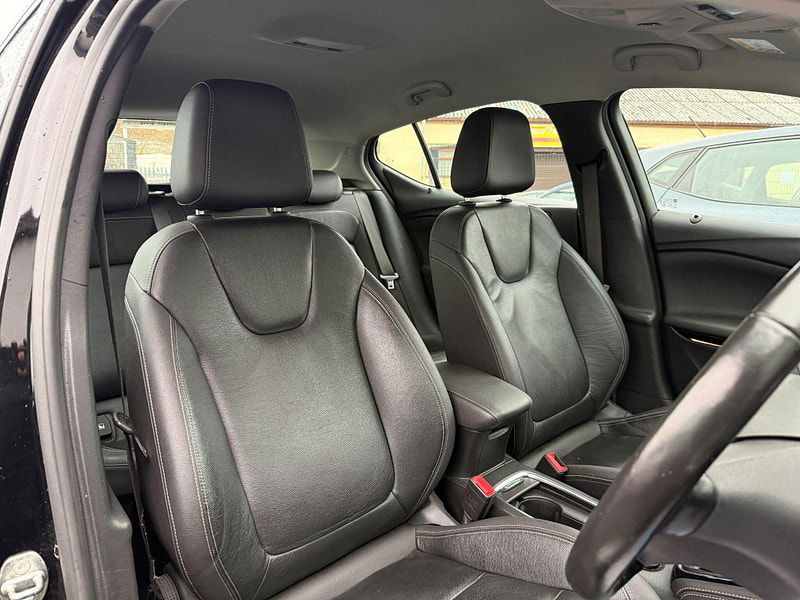 Vauxhall Astra 1.4i Turbo Elite Euro 6 5dr 5dr Manual 2017