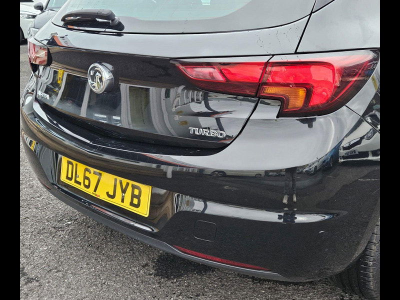 Vauxhall Astra 1.4i Turbo Elite Euro 6 5dr 5dr Manual 2017