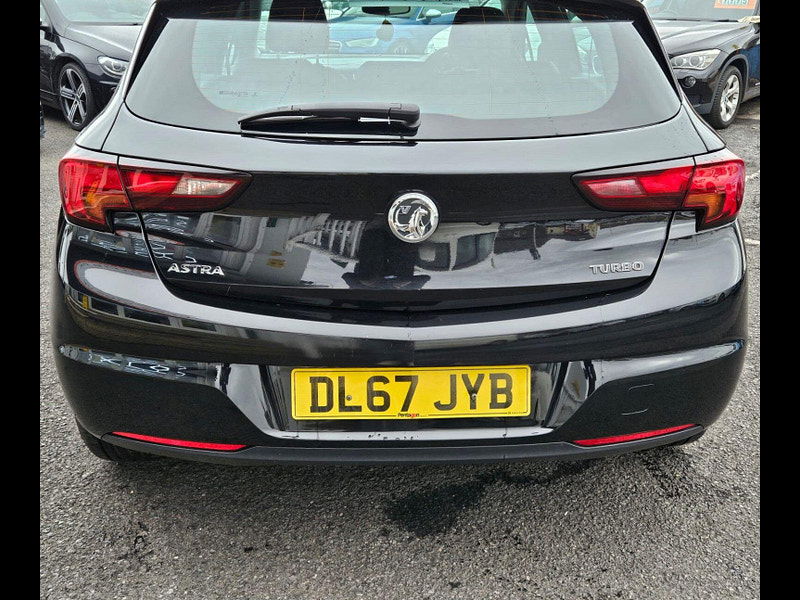 Vauxhall Astra 1.4i Turbo Elite Euro 6 5dr 5dr Manual 2017