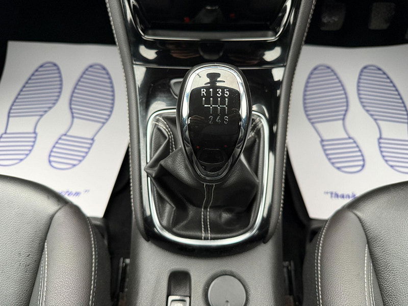 Vauxhall Astra 1.4i Turbo Elite Euro 6 5dr 5dr Manual 2017