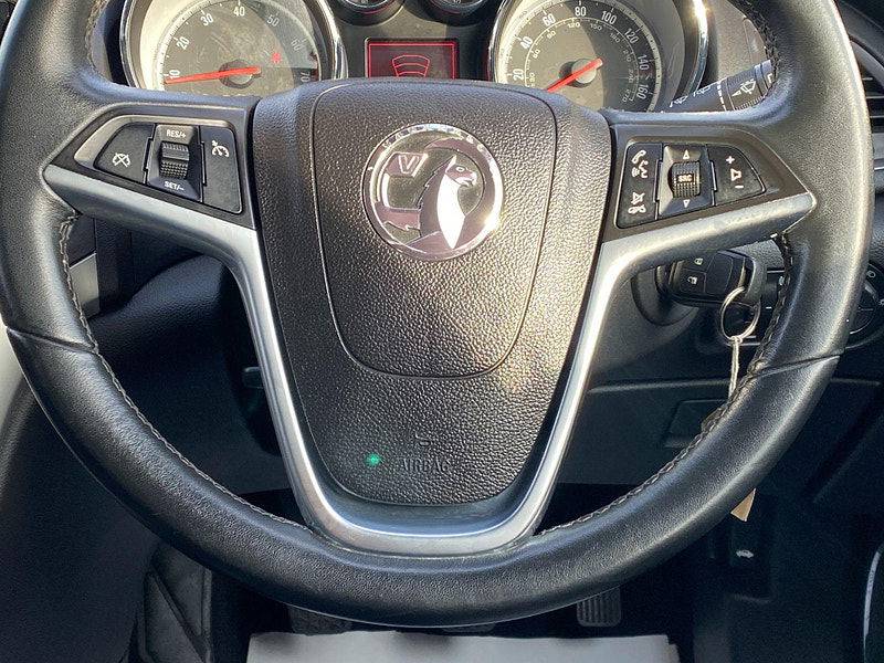 Vauxhall Astra 1.6 16v Elite Euro 5 5dr 5dr Manual 2012