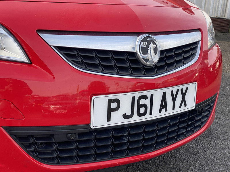 Vauxhall Astra 1.6 16v Elite Euro 5 5dr 5dr Manual 2012
