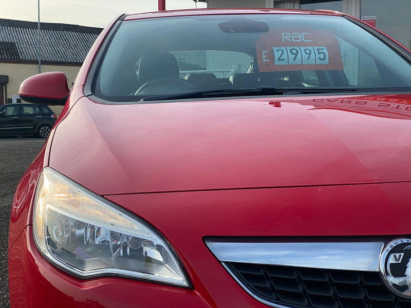 Vauxhall Astra 1.6 16v Elite Euro 5 5dr 5dr Manual 2012