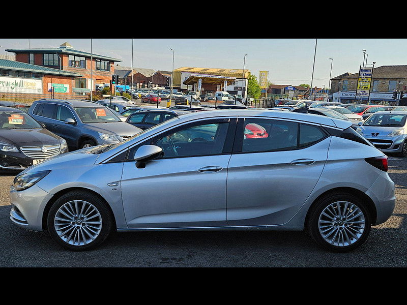 Vauxhall Astra 1.6 CDTi BlueInjection Elite Nav Auto Euro 6 5dr 5dr Automatic 2015