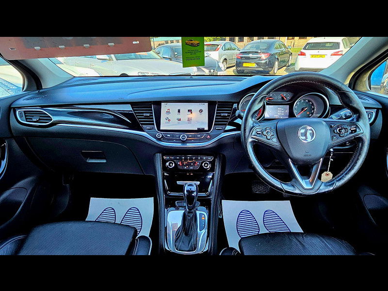Vauxhall Astra 1.6 CDTi BlueInjection Elite Nav Auto Euro 6 5dr 5dr Automatic 2015