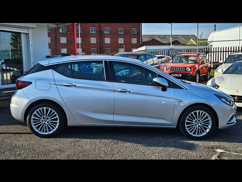 Vauxhall Astra 1.6 CDTi BlueInjection Elite Nav Auto Euro 6 5dr 5dr Automatic 2015