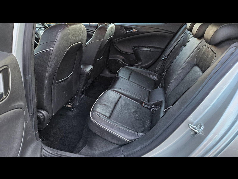 Vauxhall Astra 1.6 CDTi BlueInjection Elite Nav Auto Euro 6 5dr 5dr Automatic 2015