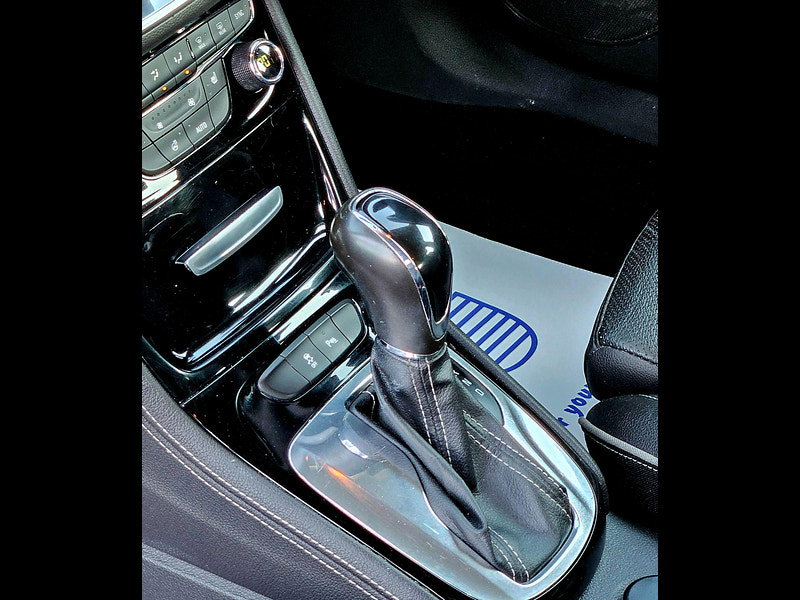 Vauxhall Astra 1.6 CDTi BlueInjection Elite Nav Auto Euro 6 5dr 5dr Automatic 2015