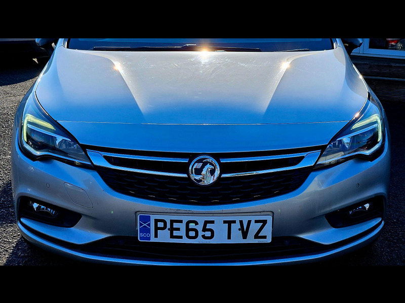 Vauxhall Astra 1.6 CDTi BlueInjection Elite Nav Auto Euro 6 5dr 5dr Automatic 2015