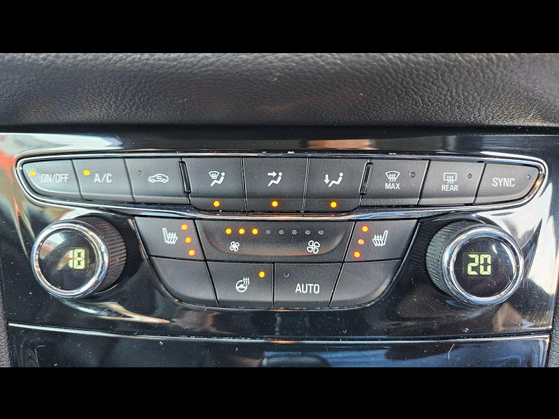 Vauxhall Astra 1.6 CDTi BlueInjection Elite Nav Auto Euro 6 5dr 5dr Automatic 2015