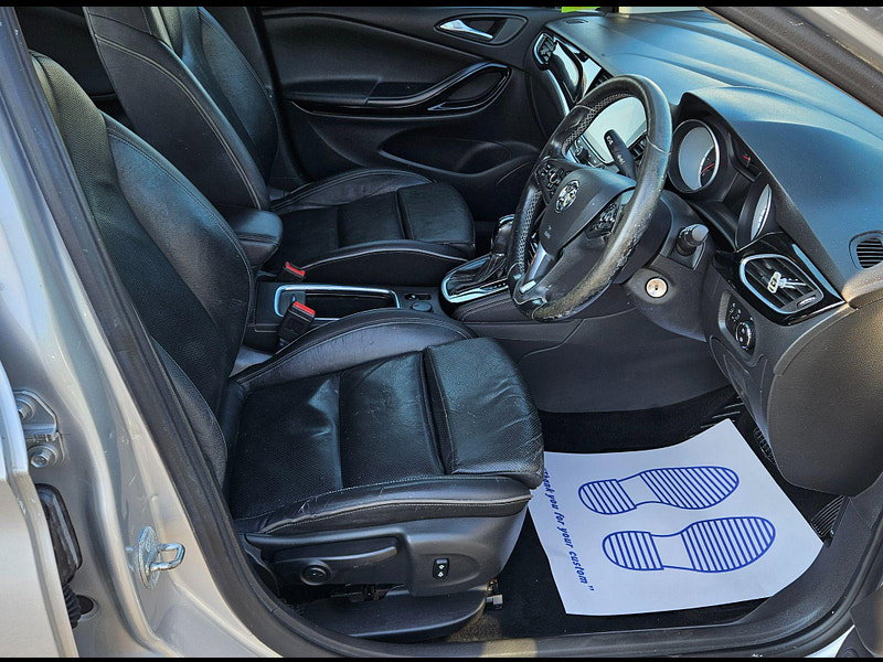 Vauxhall Astra 1.6 CDTi BlueInjection Elite Nav Auto Euro 6 5dr 5dr Automatic 2015