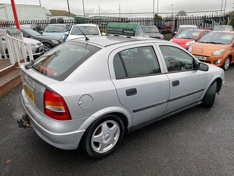 Vauxhall Astra CLUB 16V used cars 5dr Manual 2024