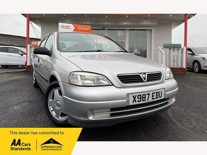 Vauxhall Astra CLUB 16V used cars 5dr Manual 2024