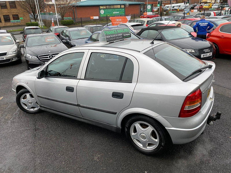 Vauxhall Astra CLUB 16V used cars 5dr Manual 2024