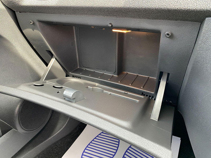 Vauxhall Corsa 1.4 16V SE Auto Euro 5 5dr 5dr Automatic 2011