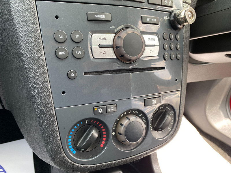 Vauxhall Corsa 1.4 16V SE Auto Euro 5 5dr 5dr Automatic 2011