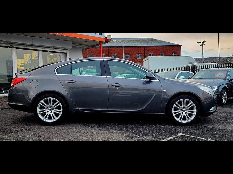 Vauxhall Insignia 1.8 16V Exclusiv Euro 5 5dr 5dr Manual 2012