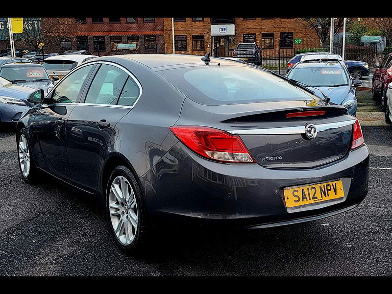 Vauxhall Insignia 1.8 16V Exclusiv Euro 5 5dr 5dr Manual 2012