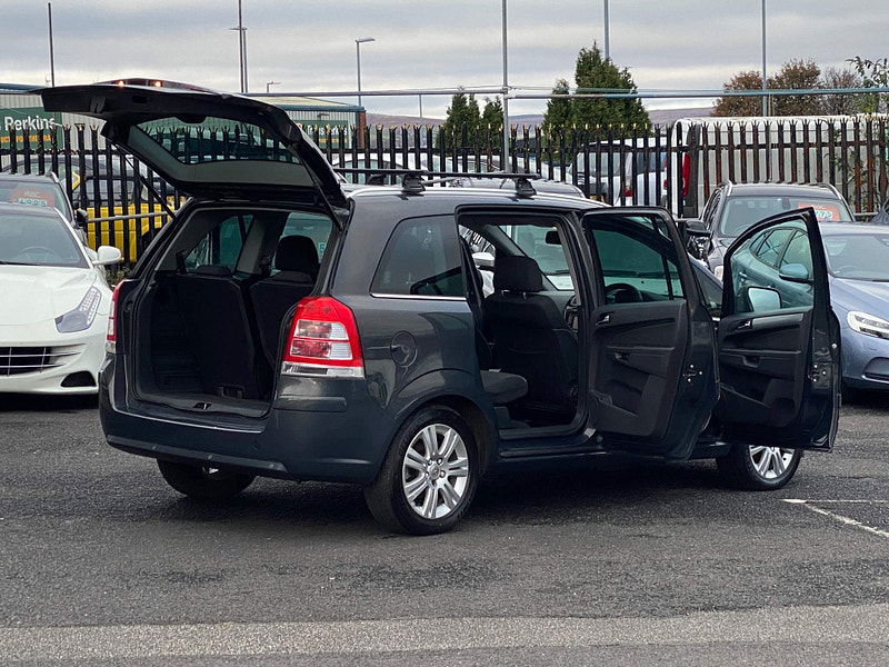 Vauxhall Zafira 1.6 16V Design Euro 5 5dr (SNav) 5dr Manual 2013