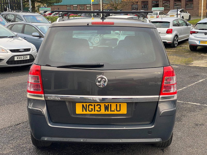 Vauxhall Zafira 1.6 16V Design Euro 5 5dr (SNav) 5dr Manual 2013