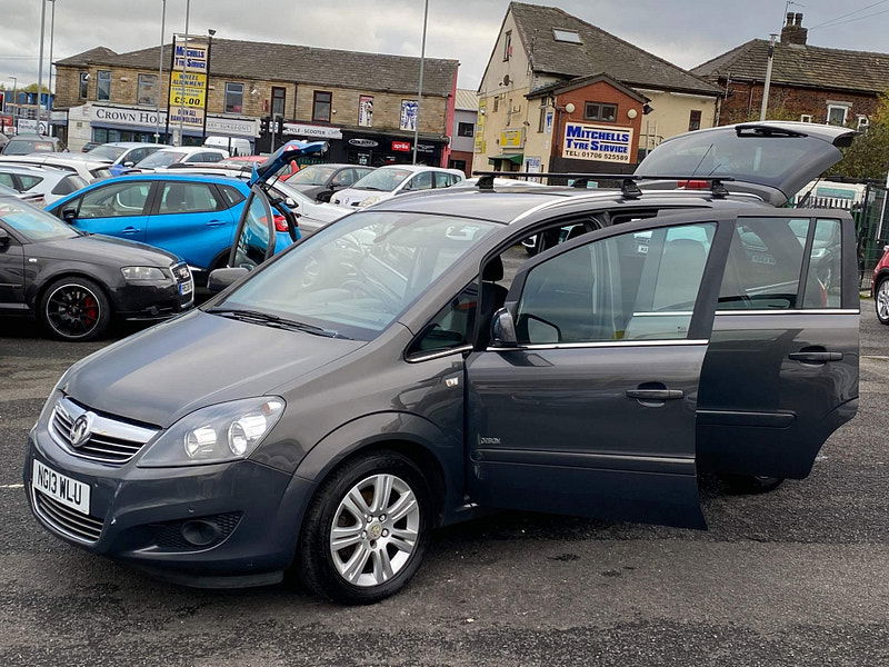 Vauxhall Zafira 1.6 16V Design Euro 5 5dr (SNav) 5dr Manual 2013
