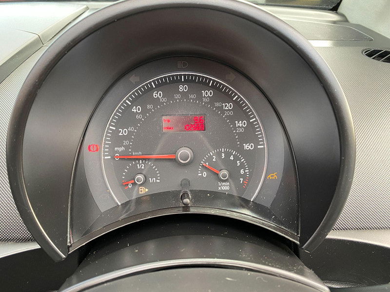 Volkswagen Beetle 1.6 Luna Cabriolet Euro 4 2dr 2dr Manual 2006