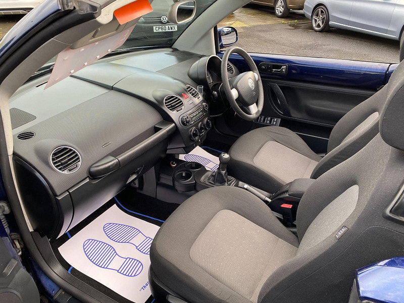 Volkswagen Beetle 1.6 Luna Cabriolet Euro 4 2dr 2dr Manual 2006