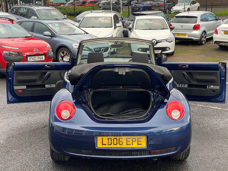 Volkswagen Beetle 1.6 Luna Cabriolet Euro 4 2dr 2dr Manual 2006