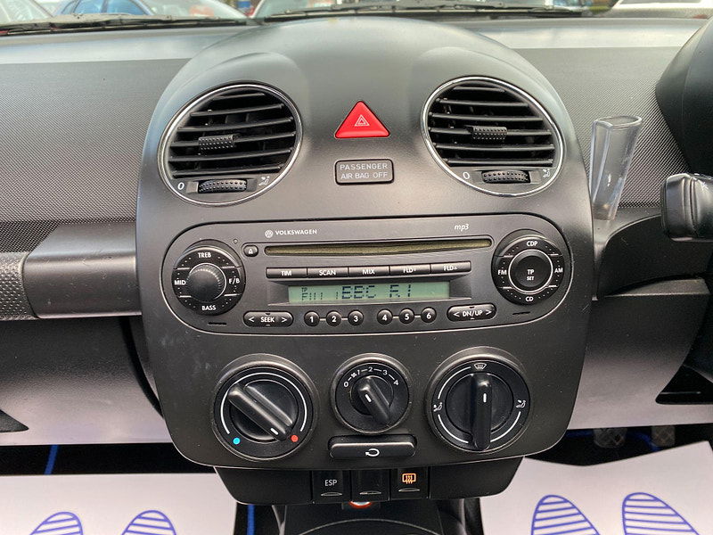 Volkswagen Beetle 1.6 Luna Cabriolet Euro 4 2dr 2dr Manual 2006