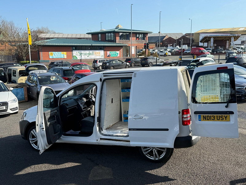 Volkswagen Caddy 1.6 TDI BlueMotion Tech C20 Startline L1 H1 4dr 4dr Manual 2013