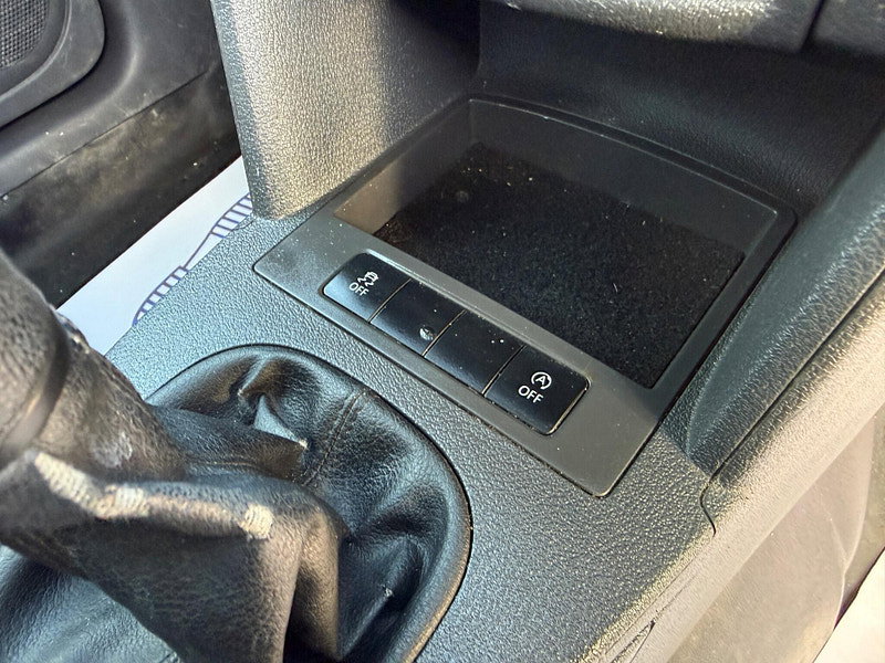 Volkswagen Caddy 1.6 TDI BlueMotion Tech C20 Startline L1 H1 4dr 4dr Manual 2013