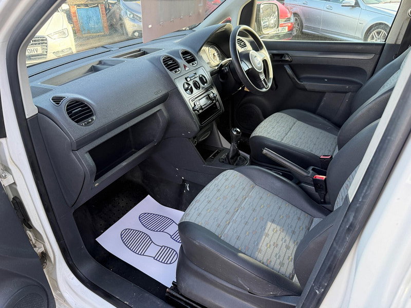 Volkswagen Caddy 1.6 TDI BlueMotion Tech C20 Startline L1 H1 4dr 4dr Manual 2013