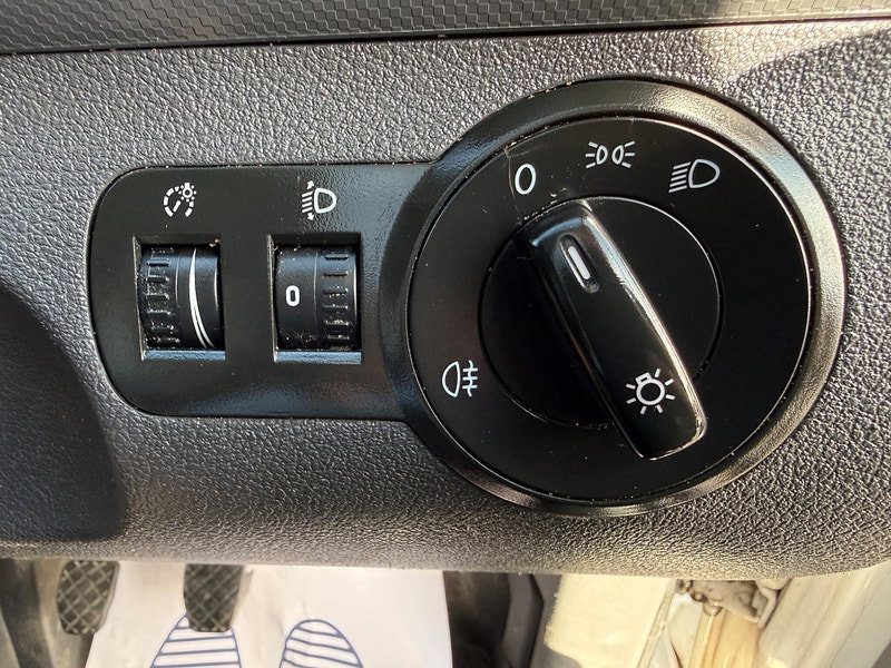 Volkswagen Caddy 1.6 TDI BlueMotion Tech C20 Startline L1 H1 4dr 4dr Manual 2013