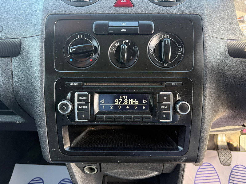 Volkswagen Caddy 1.6 TDI BlueMotion Tech C20 Startline L1 H1 4dr 4dr Manual 2013