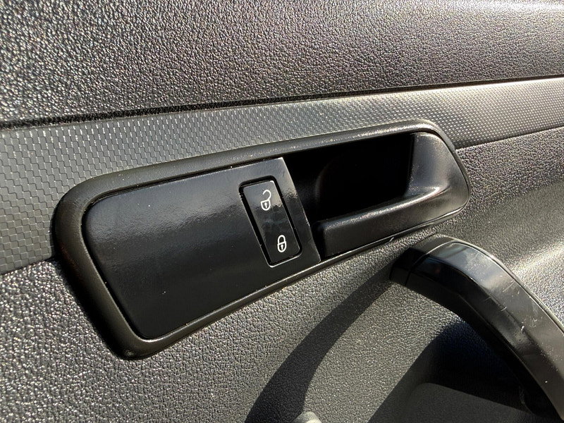 Volkswagen Caddy 1.6 TDI BlueMotion Tech C20 Startline L1 H1 4dr 4dr Manual 2013