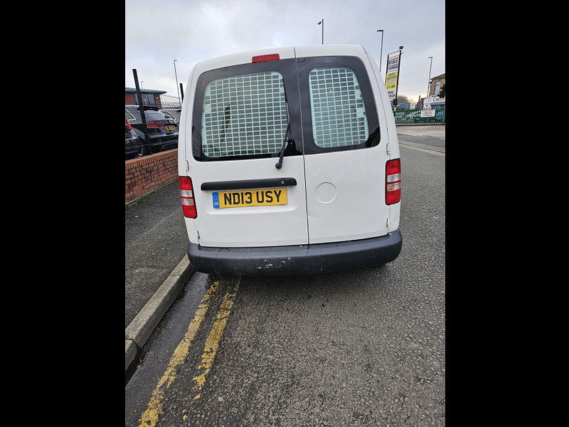 Volkswagen Caddy 1.6 TDI BlueMotion Tech C20 Startline L1 H1 4dr 4dr Manual 2013