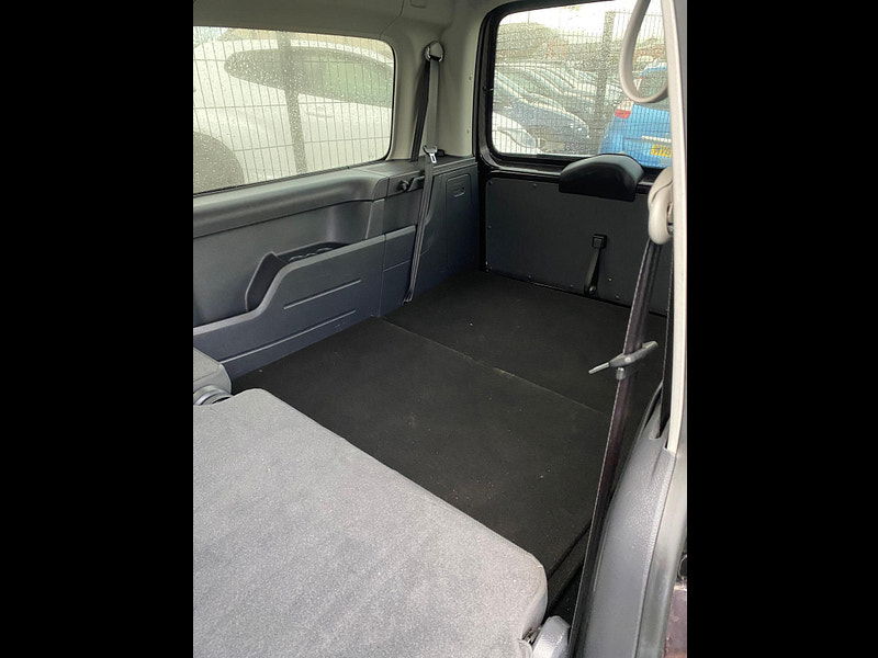 Volkswagen Caddy Maxi Life 1.6 TDI CR DSG Euro 5 5dr 5dr Automatic 2014