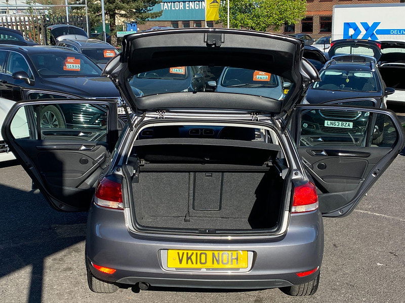 Volkswagen Golf 1.6 TDI BlueMotion Tech SE Euro 5 (s/s) 5dr 5dr Manual 2010