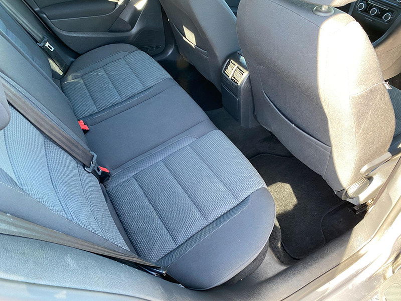 Volkswagen Golf 1.6 TDI BlueMotion Tech SE Euro 5 (s/s) 5dr 5dr Manual 2010