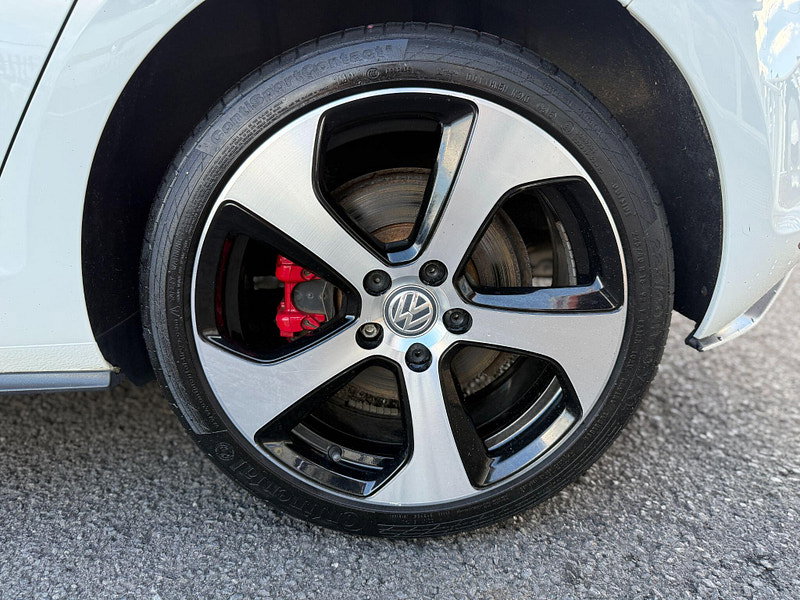 Volkswagen Golf 2.0 TSI BlueMotion Tech GTI DSG Euro 6 (s/s) 5dr 5dr Automatic 2013