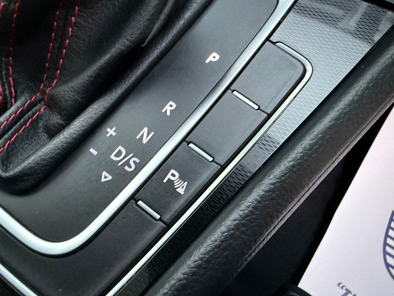 Volkswagen Golf 2.0 TSI BlueMotion Tech GTI DSG Euro 6 (s/s) 5dr 5dr Automatic 2013