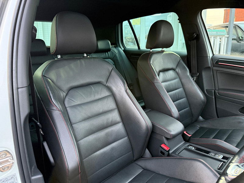 Volkswagen Golf 2.0 TSI BlueMotion Tech GTI DSG Euro 6 (s/s) 5dr 5dr Automatic 2013