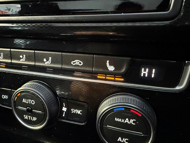 Volkswagen Golf 2.0 TSI BlueMotion Tech GTI DSG Euro 6 (s/s) 5dr 5dr Automatic 2013