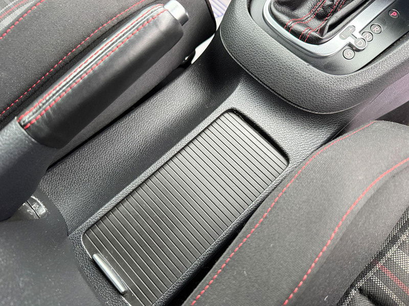 Volkswagen Golf 2.0 TSI GTI Hatchback 5dr Petrol DSG Euro 5 (210 ps) 5dr Automatic 2013