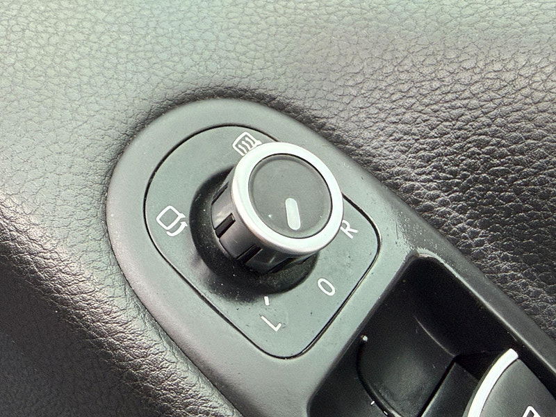 Volkswagen Golf 2.0 TSI GTI Hatchback 5dr Petrol DSG Euro 5 (210 ps) 5dr Automatic 2013