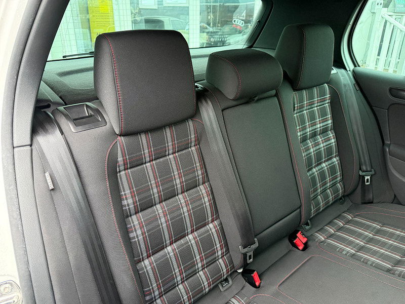 Volkswagen Golf 2.0 TSI GTI Hatchback 5dr Petrol DSG Euro 5 (210 ps) 5dr Automatic 2013